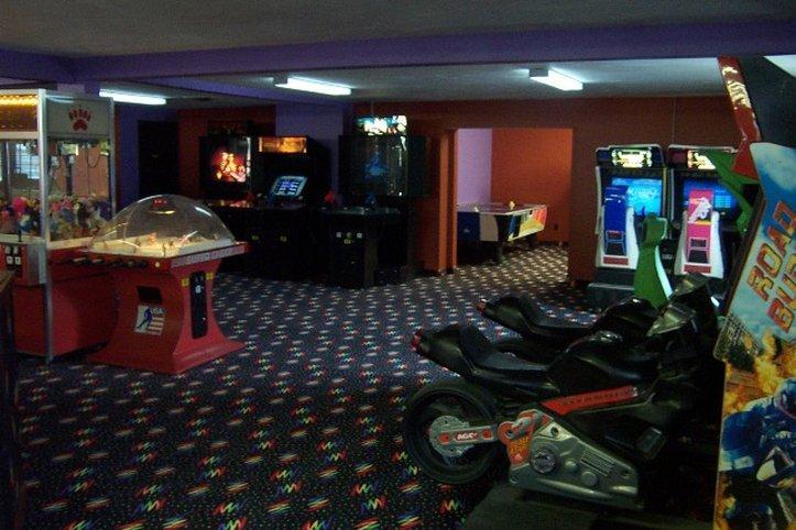 Holiday Hill Inn & Suites Денис Порт Екстериор снимка